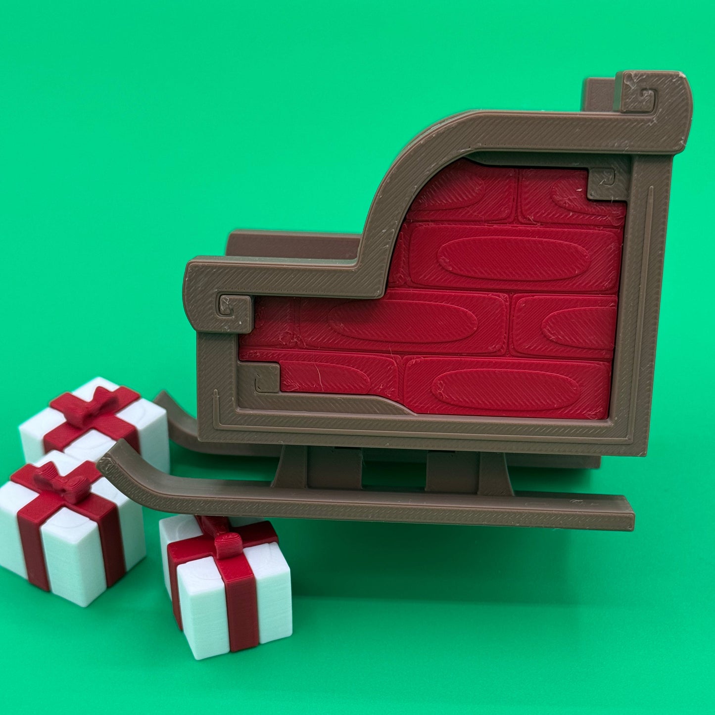 Elf Sleigh with Mini Presents – Holiday Display Prop by BriteBerry.co