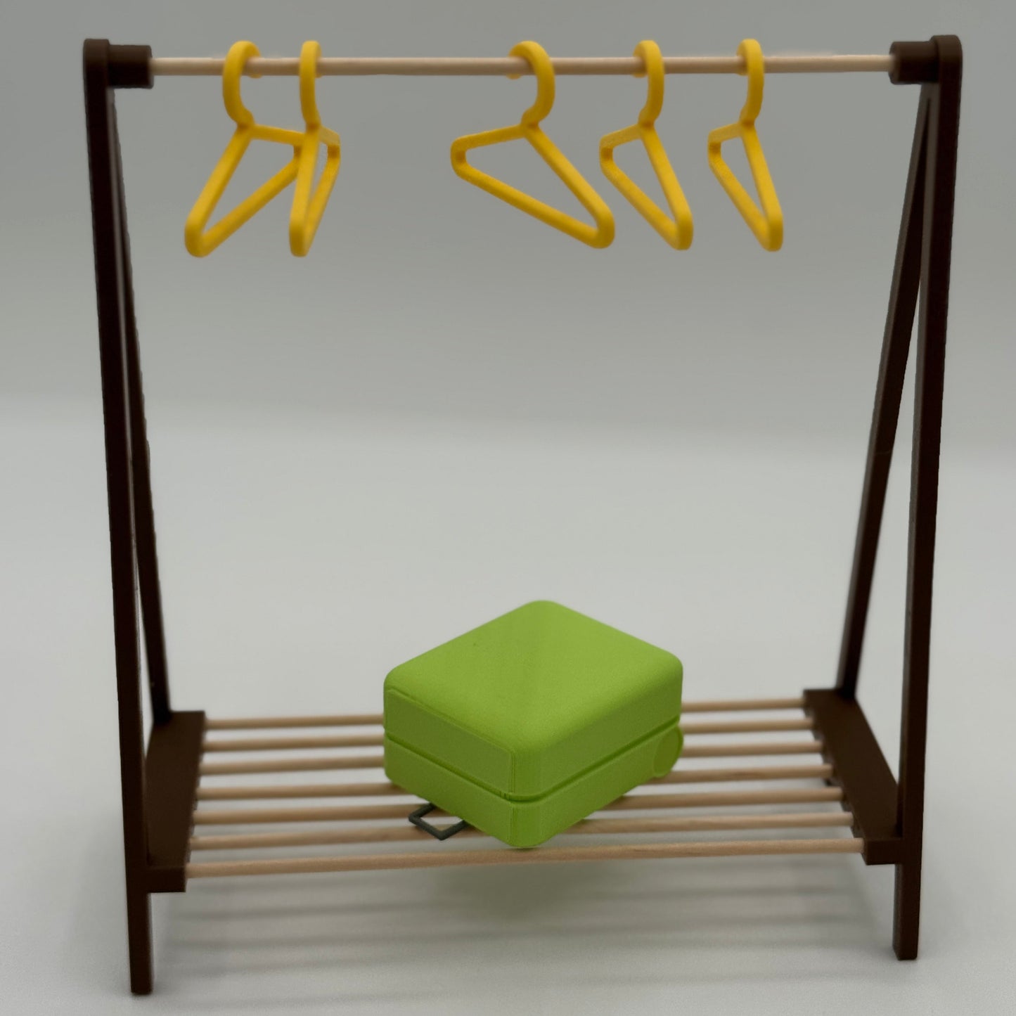 Elf Wardrobe Set – Mini Clothes Rack with Hangers & Add-On Suitcase